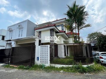 Dijual Rumah 2 Lantai Dekat UB, Polinema & Raya Suhat di Bunga-bunga Lowokwaru Malang Kota