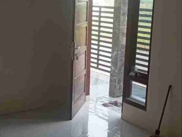 Rumah Bagus 2 Lantai siap huni Di Cluster dekat Exit Tol Solo