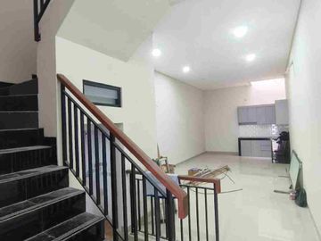 Last Unit Rumah Baru 2 Lantai Facade Model Skandinavia di Duri Kepa Area Jakbar