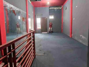 DIJUAL/DISEWAKAN TOWNHOUSE LOKASI STRATEGIS BEBAS BANJIR