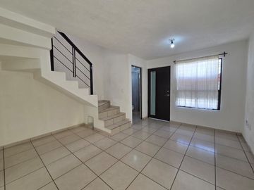 Casa en renta Frac. El Campestre. Cerca de Technology Park, CUCBA y Academia futbol AGA