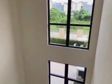Jual Rumah Mewah Siap Huni Last Unit Type 8 Cluster Asya Jakarta Garden City – 2,95 M Saja!
