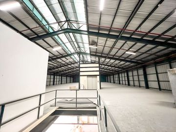 Ibayo Tipas, Taguig City Industrial Warehouse for Rent 6,660 SQM