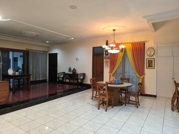 Dijual Cepat *BU Rumah Mewah Di Pantai Indah Kapuk Jakarta Utara lokasi Strategis Dekat Bandara Soeta