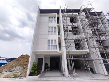 FOR SALE! 4-Storey Townhouse W/ 3 BR  17.4M  in Project 8 Quezon City-AP