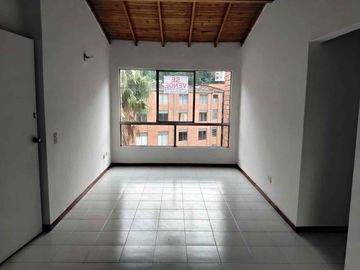 Venta Apartamento Julián, Medellín Piso 5to por escalas $495 millones 90m2, 2 🚙🚙