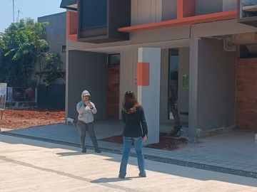 Rumah 2 lantai di pondok cabe cicilan 5 jutaan