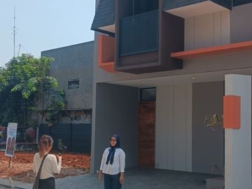 Rumah 2 lantai di pondok cabe cicilan 5 jutaan