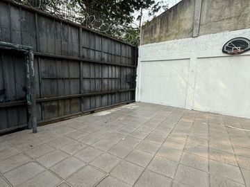 DIJUAL RUMAH PERMATA HIJAU 700 M2 COCOK UNTUK KOMERSIAL KEBAYORAN ERFI 08197740----