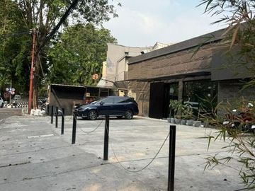 DIJUAL RUMAH PERMATA HIJAU 700 M2 COCOK UNTUK KOMERSIAL KEBAYORAN ERFI 08197740----