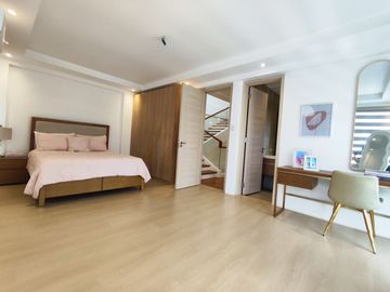 Townhouse for Sale in BF Homes Paranaque 3 Storey Residential with 4 bedrooms 25.5M only-JB