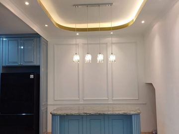 Dijual murah Rumah Riviera puri 8x18 full reno dan high spec karang tengah (Erfi +62 8197740----)
