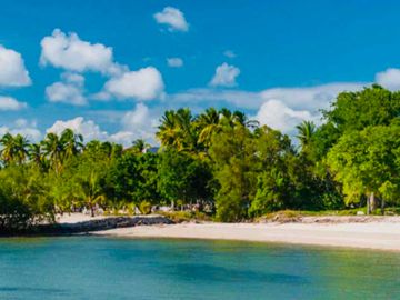 Beach Lot for Sale in Porto Laiya