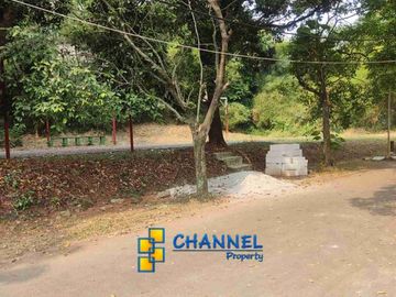 Di Jual Rumah Strategis Depan Fasum Dekat Tol Kencana Loka BSD, Dw