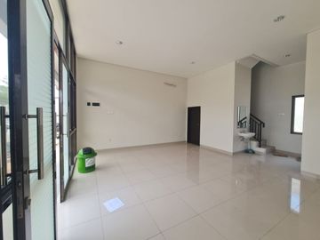 Sewa Ruko Savoy Strategis Siap Pakai, Tinggal Buka Usaha!, Jakarta Garden City, Cakung, 030