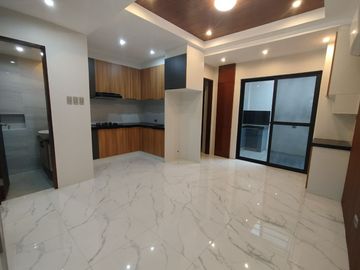 For Sale 3 Storey Modern Townhouse in Northview 1 Batasan Hills, Q.C. KSA
