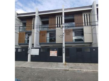 For Sale 3 Storey Modern Townhouse in Northview 1 Batasan Hills, Q.C. KSA