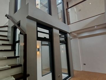 For Sale 3 Storey Modern Townhouse in Northview 1 Batasan Hills, Q.C. KSA