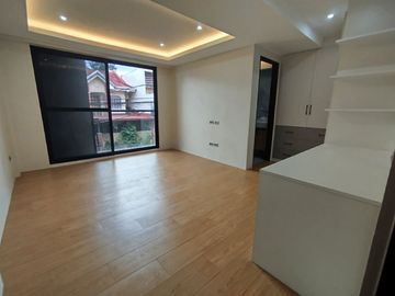 For Sale 3 Storey Modern Townhouse in Northview 1 Batasan Hills, Q.C. KSA