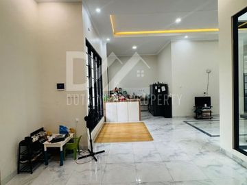 Dijual Rumah Full Renovasi Siap Huni di BSD Tangerang Selatan