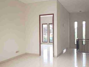 Dijual rumah siap huni bebas banjir di billymoon jakarta timur