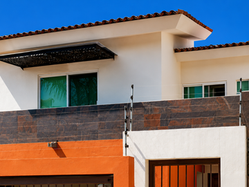 VENTA DE CASA EN LA COLONIA FLUVIAL VALLARTA EN PUERTO VALLARTA EN JALISCO