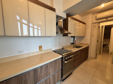 For Sale: Luxury Fully Furnished 2BR Residence at Arya Residences Tower 2, BGC
