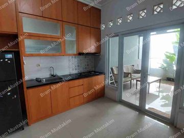 Sewa rumah full furnish bagus murah Kayumas Pulogadung