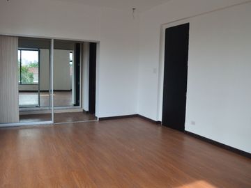 3 Storey 3  Bedroom Townhouse For Sale Located in Pasadeña San Juan Manila-JV2