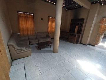 RUMAH LELANG SIAP HUNI DENGAN LAHAN LUAS DI DUKUHSETI – Rp950 JUTA