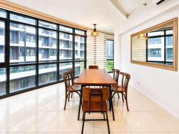 High-End 2 Bedroom Condo for Sale in Arya Residences, BGC, Taguig City