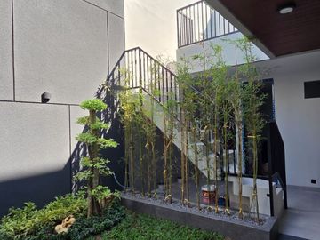 Turun Harga !! Rumah Minimalis Modern di Bukit Golf Internasional GE Citraland Surabaya Barat