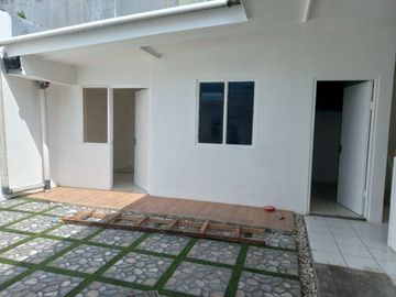 Dijual Rumah Pinggir Jalan Di Nusaloka BSD City bisa untuk Usaha