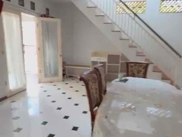 Di sewa rumah jl cucur sektor 4 Bintaro