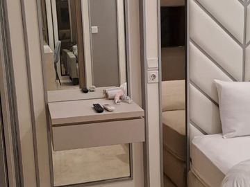 Disewakan Apartment Gold Coast Uk 51M2, Furnsihed Interior, Ready
