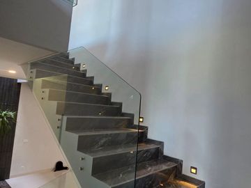 For Sale Rumah Minimalis Modern High Spec di Bukit Golf Internasional GE Citraland Surabaya