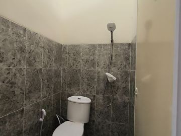 Baru Siap Huni Grand Sedati Regency, Row Jalan 8 Meter, Bonus Tandon Bonus Pagar Depan dan Belakang