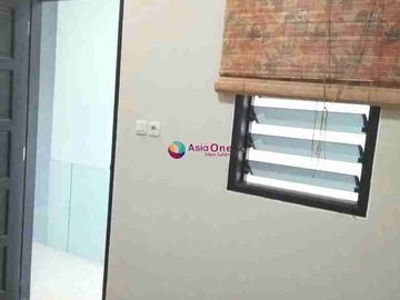 Jual Rumah 3 Lantai Lokasi Strategis di Palem Duri Kepa Jakarta Barat