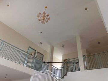House and Lot For Sale in Foggy Heights Subd in Tagaytay City-MC