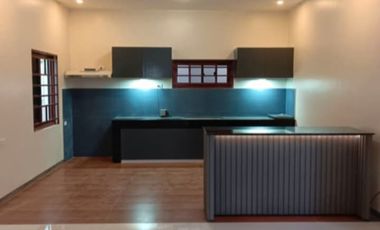 House and Lot For Sale in Foggy Heights Subd in Tagaytay City-MC