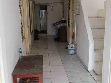 Rumah Induk+Ruang Usaha Dan Kost Di Kawasan Kost kostan & Mahasiswa, Area Jl. Kaliurang Dalam Ringroad Dekat Kampus UGM Yogyakarta
