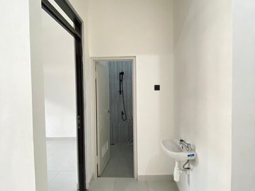 DIJUAL RUMAH CANTIK MIIMALIS SIAP HUNI DI VILLA DAGO (HR38)