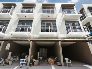3-Storey 3 Bedroom Townhouse For Sale Located in Don Antonio Heights, Brgy Holy Spirit, Quezon City-JV2