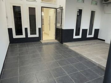 Rumah Strategis Kelapa Gading Dekat Summarecon, LRT & Busway, Harga Terjangkau