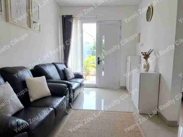 DIJUAL CEPAT! Rumah Hoek Mewah di Cluster Exclusive, Siap Huni & Semi Furnished + Sisa Tanah Luas!