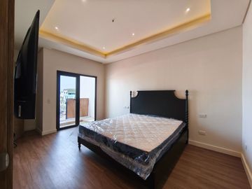 For Sale 4 Storey Modern Preselling Townhouse in Cuabo, Q.C. KSA