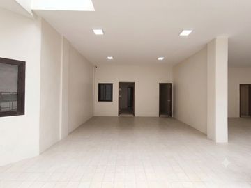 For Sale 4 Storey Modern Preselling Townhouse in Cuabo, Q.C. KSA