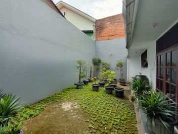 DIJUAL RUMAH MURAH DI DELTA PEKAYON JAYA DEKAT AKSES JALAN RAYA,BEKASI