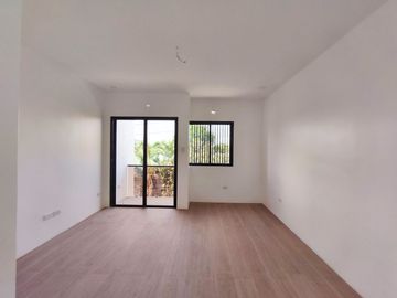 For Sale 3 Storey Modern Townhouse 3BR in Culiat, Q.C. KSA