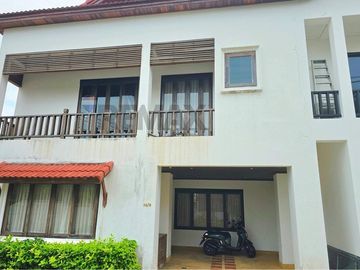 3-Bedroom Townhouse for Sale only 2 minutes' walk to Big Buddha Beach